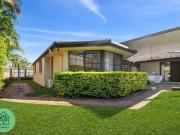 New 70 Crestwood Drive, Molendinar, QLD 4214