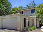 Charming 7/16 18 Geoff Wolter Drive West, Molendinar,...