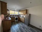 Deal! 76 Parkhead Crescent