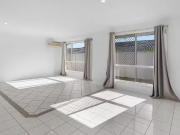 Cheap 7 Madeline Street, Mudgeeraba, QLD 4213 House for Rent