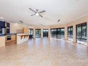 Charming 7 Rose Street, Halls Head, WA 6210