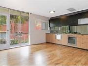 Just in! 8/45 Dee Why Parade, Dee Why Apartment for rent...
