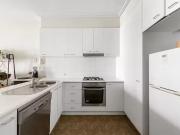 Cozy 8/80 Henry Street, Kensington, VIC 3031