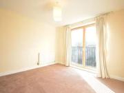 For Rent! Flat to rent in Huntley Crescent, Milton...