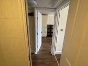 Rental! Flat to rent in Kilburn High Road, London NW6