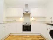 Cheap Flat to rent in Lansdowne Road, Croydon CR0