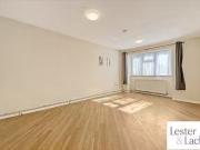 Nice Flat to rent in Mildmay Road, Romford,...