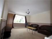 Charming Flat to rent in Rossetti Road, London SE16