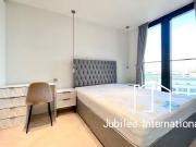 Rental! Flat to rent in Sun Street, One Crown Place,...