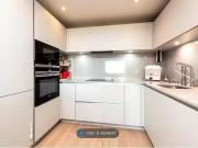 Cozy Flat to rent in Upper Richmond Road, London SW15