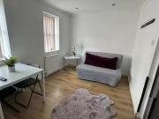 Cheap Flat to rent in Waddon New Road, Croydon CR0