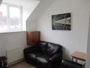 Cheap Great 3 Bedroom Apartment, 34c Magdala Street