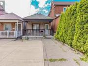 Rental! Lower 158 Gilbert Avenue, Toronto, ON, M6E 4W3 hou.