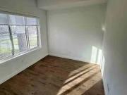 Deal! Modern 3 Bedroom Townhouse with Spacious Living &...