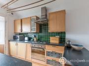 Charming Property to rent in Buckingham Terrace,...