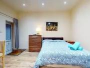 Deal! Room to rent in Chatsworth Road, London, Greater...