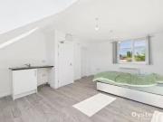 Nice Room to rent in Warham Road, Harrow HA3