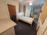 For Rent! Studio flat for rent in St. Peters Road,...