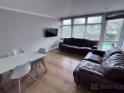 Cheap Town house to rent in Carey Gardens, London SW8
