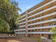 Just listed ! 1x1 in Vic Park End Date Sale, all offer...