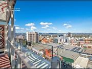 Just Listed Spectacular and Spacious, fully furnished,...