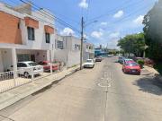 JVV VIVE GUADALAJARA! CASA EN COL. JARDINES ALCALDE,...