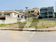 Kanal Corner With 4 Marla Extra Land Paid In Prime...