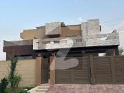 Kanal House Available For Sale In Zone 3 Regi Model Town...
