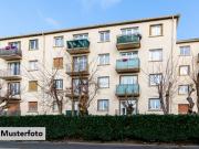 Kapitalanlage + Achtfamilienhaus nebst Doppelgarage