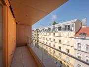 KARAJAN – 2 Zimmer Dachgeschoß mit zwei Balkonen beim...