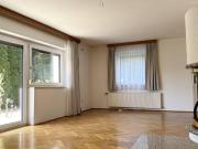 KAUF BERGHEIM: Schöner Baugrund mit Altbestand