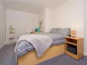 Keiller Court, Dundee 5 Bedroom Flat with Single Bed