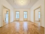 KEINE WG´s Großzügige Altbauwohnung mit Loggia Kirchengasse