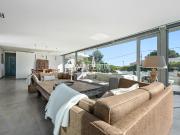 Keller Williams presenta una vivienda con estilo,...