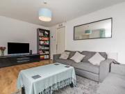 Kendal Lane, Hyde Park, Leeds, LS3 2 bed semi detached...