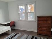 Kenilworth Ave N Main St E Hamilton ON L8K 1C8 3 Bedroom...