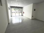 Kennedy Norte, Se renta Edificio de locales y oficinas...