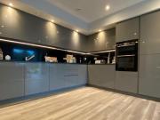 Kennington Court, Colindale Gardens, 2 Bedroom Apartment