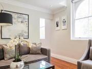 Kensington Gardens Square, Bayswater, 2 Bedroom Apartment