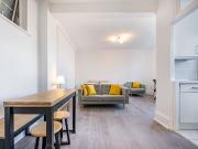 Kensington High Street, London W14, Studio to rent,...