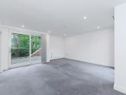 Kenwood Court, 472 Mansfield Road