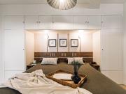 Kenzo 3 bedrooms, terrace and balcony in Montmartre 18 Arr