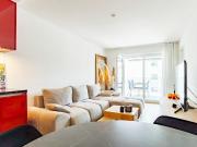 Kernsanierte 2.5 Zimmer Wohnung mit grossem Balkon |...
