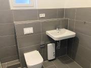 Kernsanierte 2 Zi. Whg. mit eigenem Garten in...