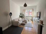 Kernsanierte Altbauwohnung in ruhigem Hinterhaus in der...