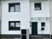 Kernsaniertes Reihenmittelhaus in Mainz Mombach – ohne...