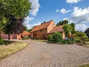 Kersall, Newark, 4 Bedroom Barn