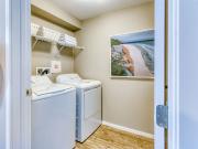 Keswick Green 1 Bedroom Apartment for Rent at 1828 Keene...