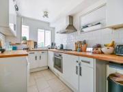Kew Road, Kew, Richmond TW9, 2 bedroom flat to rent...