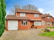 Kidworth Close, Horley
